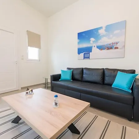 Apartment Santorini Pictures *
