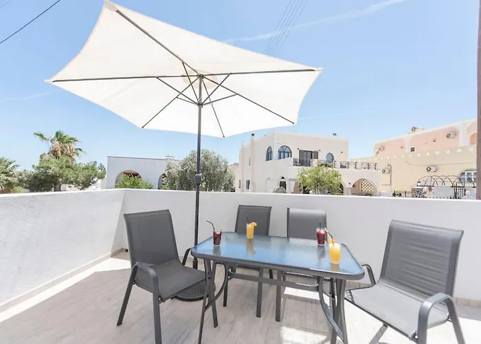 Santorini Pictures Apartman